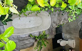 Ama Eco Lodge